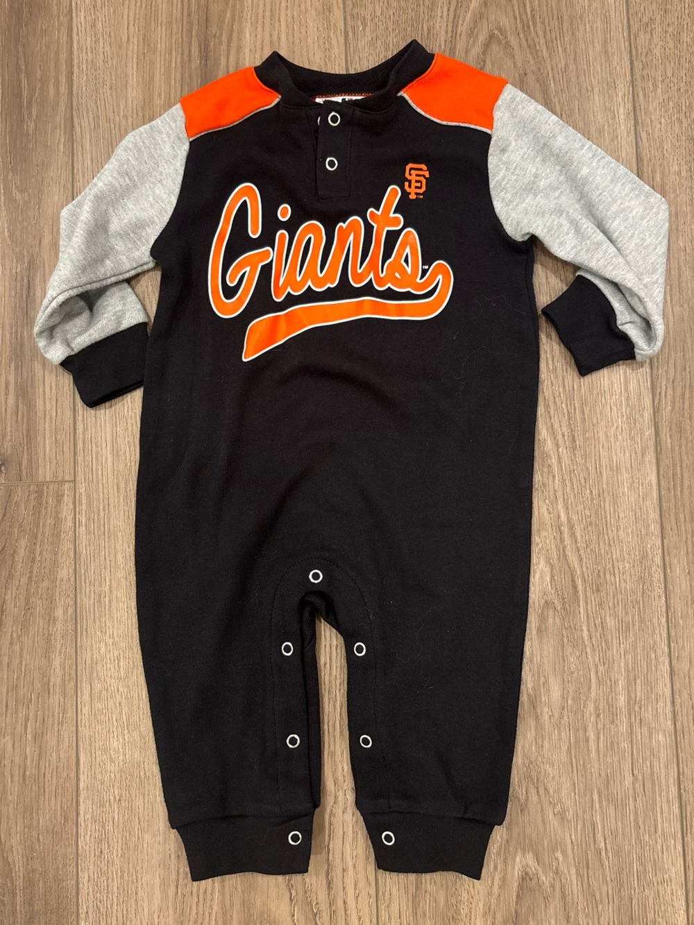 6/9 months San Francisco Giants sleeper